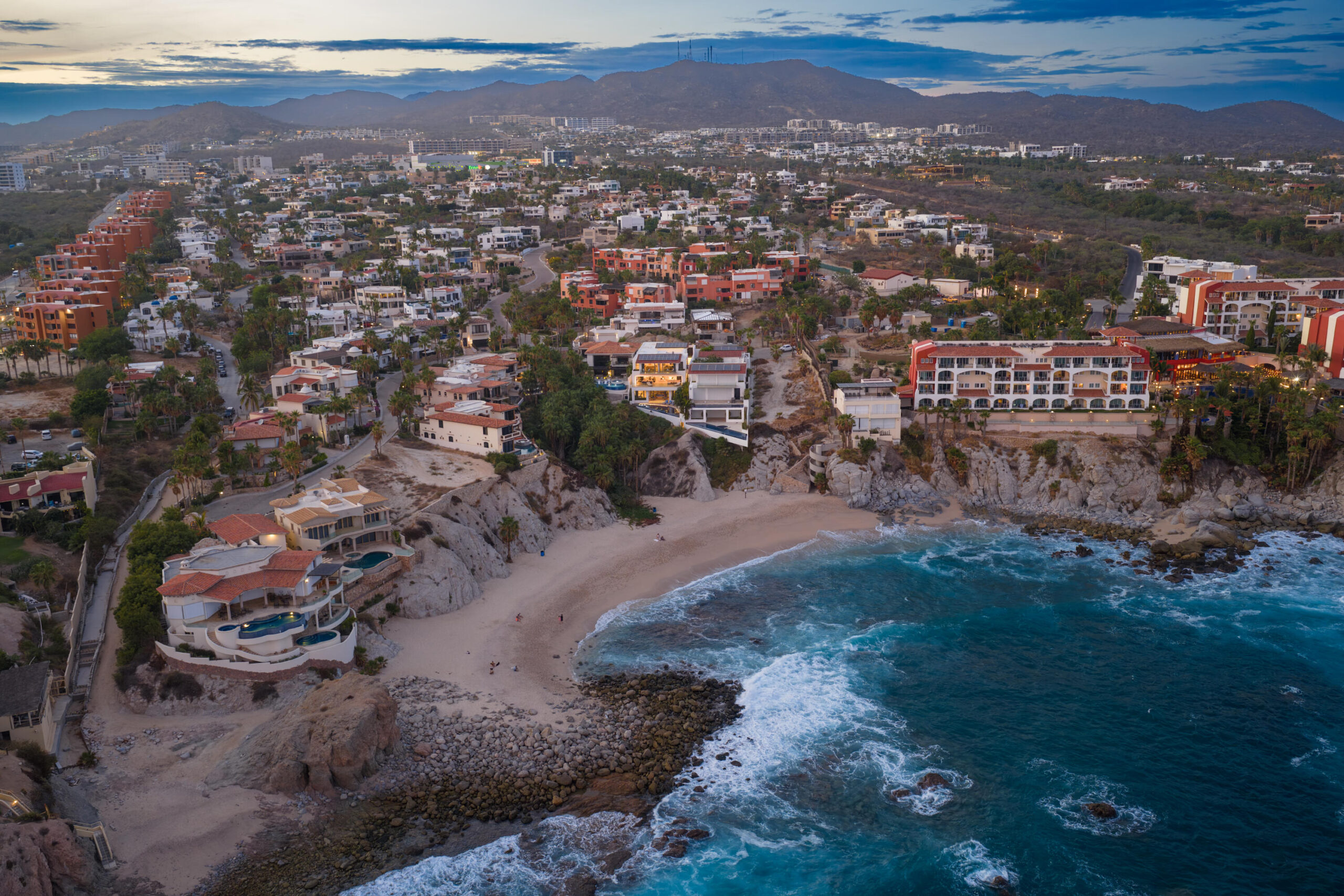 El Dorado Playa Del Rey Nestled within the private beachfront enclave of Playa del Rey, this exceptional oceanfront residence captures a side of Los Cabos that is becoming increasingly rare. With direct access to Playa del Rey's secluded cove and sweeping Sea of Cortez – 17 Playa del Rey, Cabo Corridor, BS